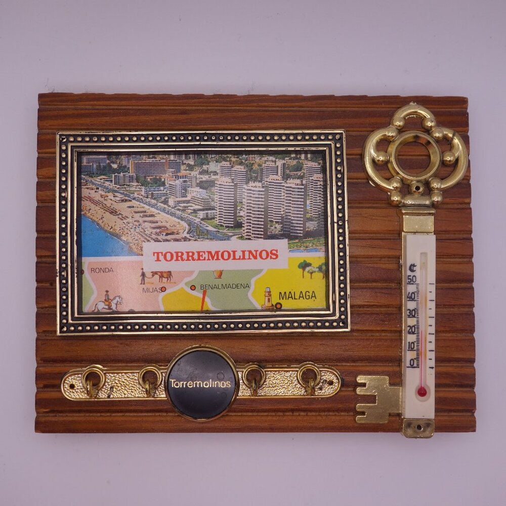 Torremolinos Key Holder Thermometer